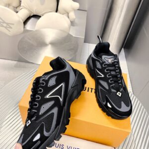 Louis Vuitton - Sneakers running - Noir monogramme