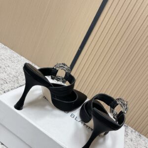 Manolo Blahnik - Escarpins à talon - Vert satin boucle cristal