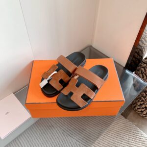 Hermès - Sandales plates - Cuir camel